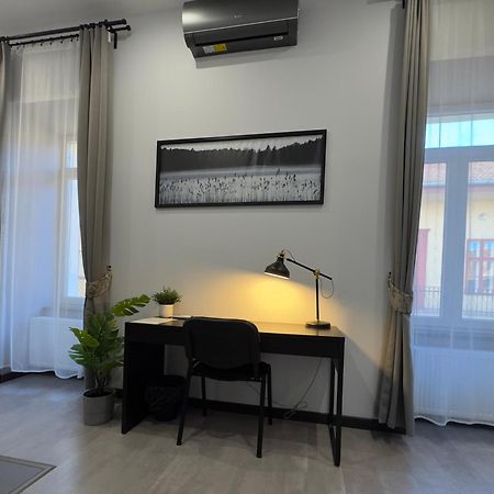 Center Rooms Miskolc Exterior foto