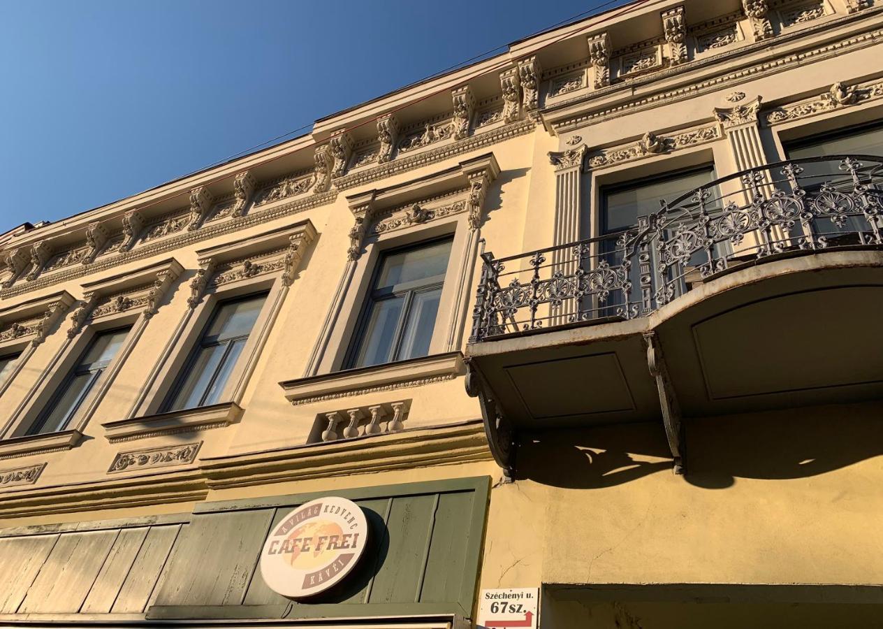 Center Rooms Miskolc Exterior foto