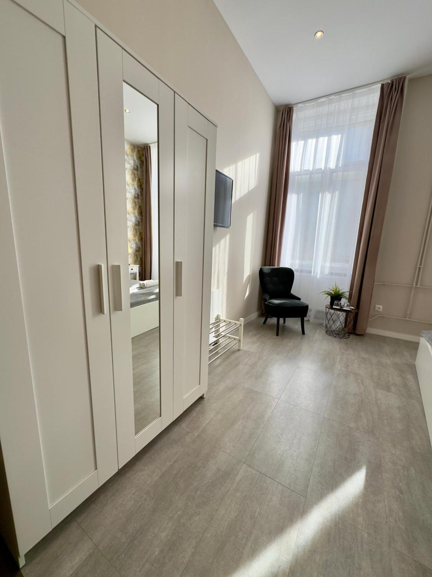 Center Rooms Miskolc Exterior foto